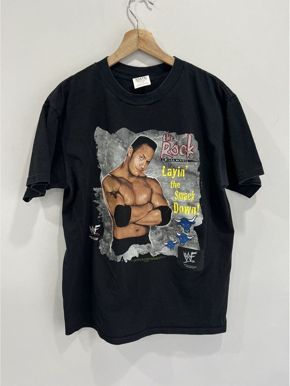 Vintage The Rock Laying Smack Down Tee Shirt wrestling wwe